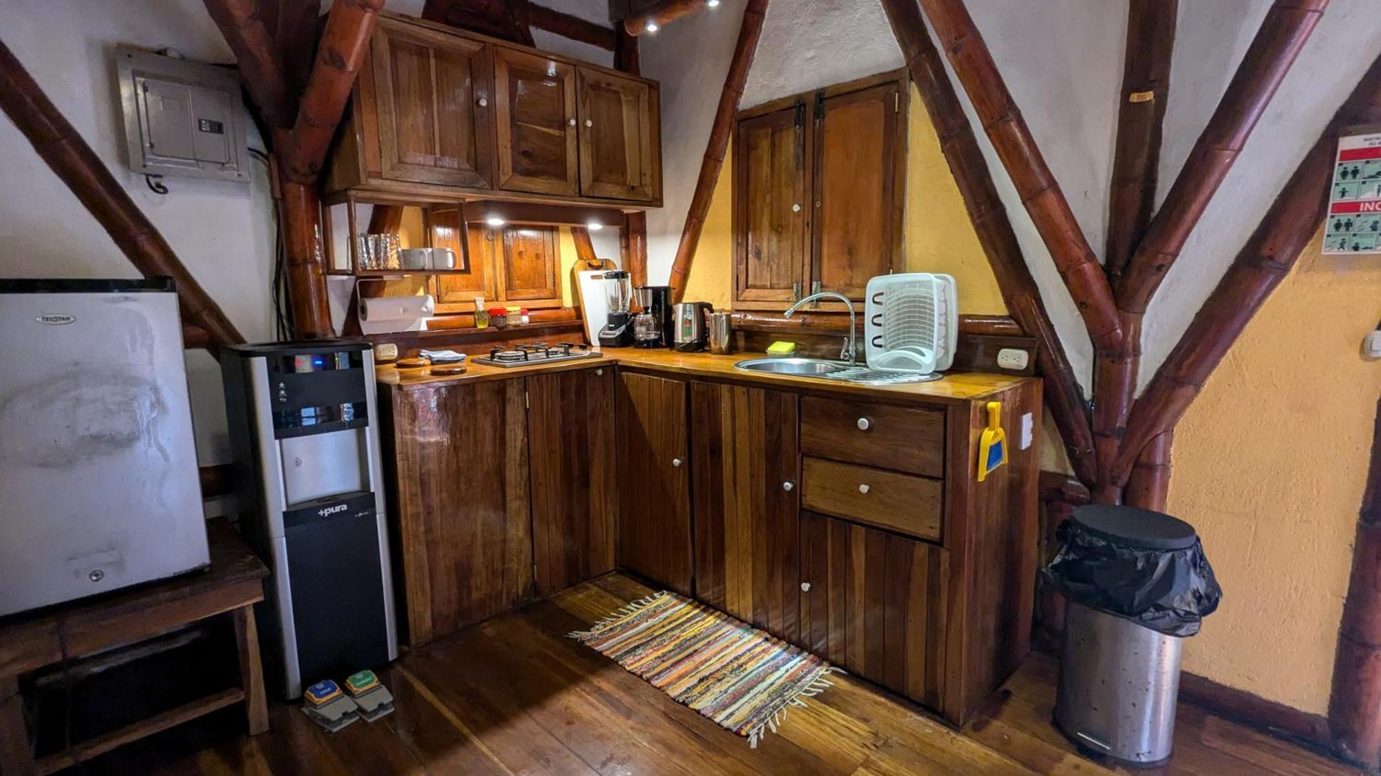 树屋山林小屋 Puerto Viejo de Talamanca 外观 照片